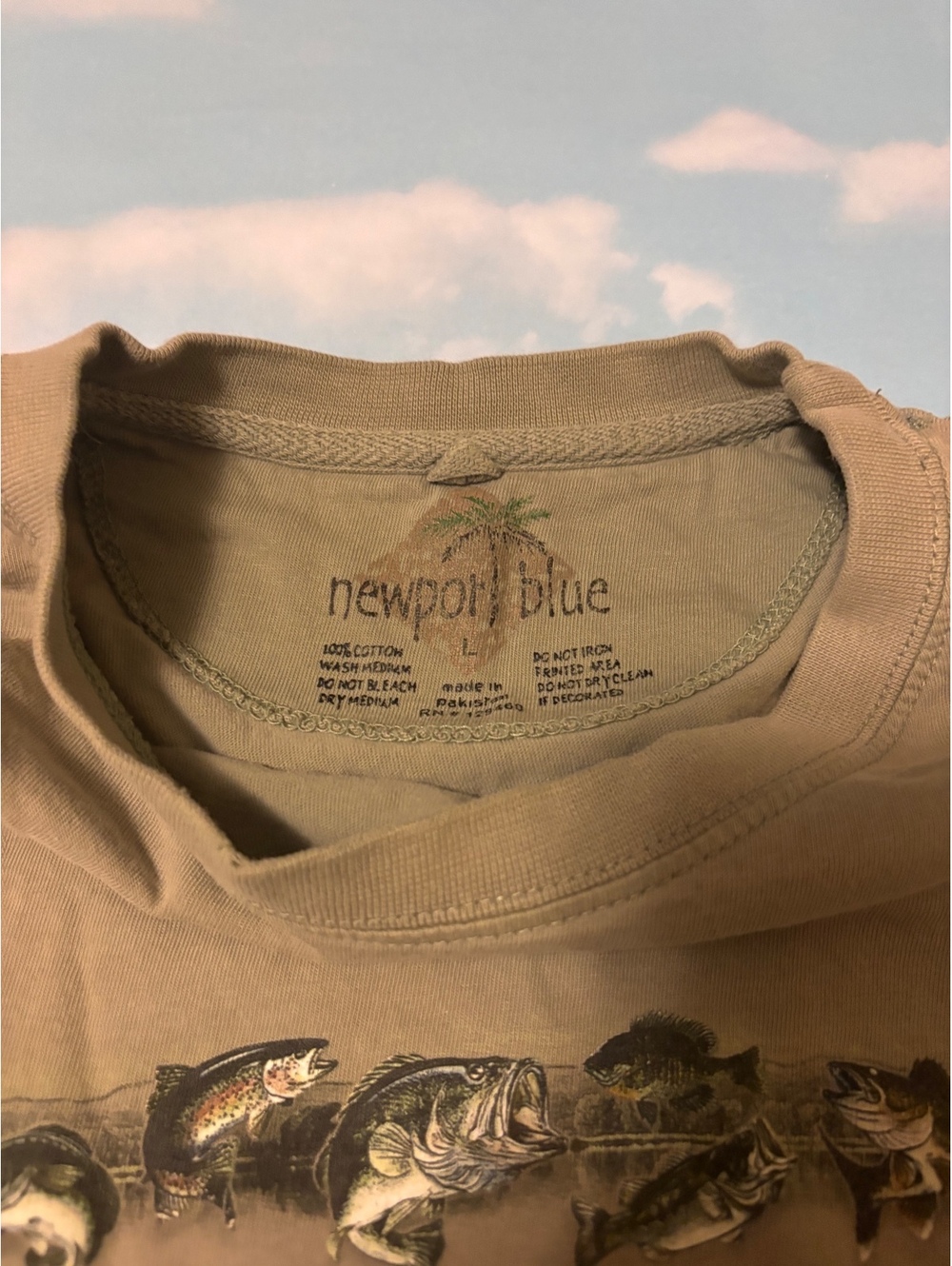 Fishing Graphic T-Shirt Size L - Picture 3 of 6